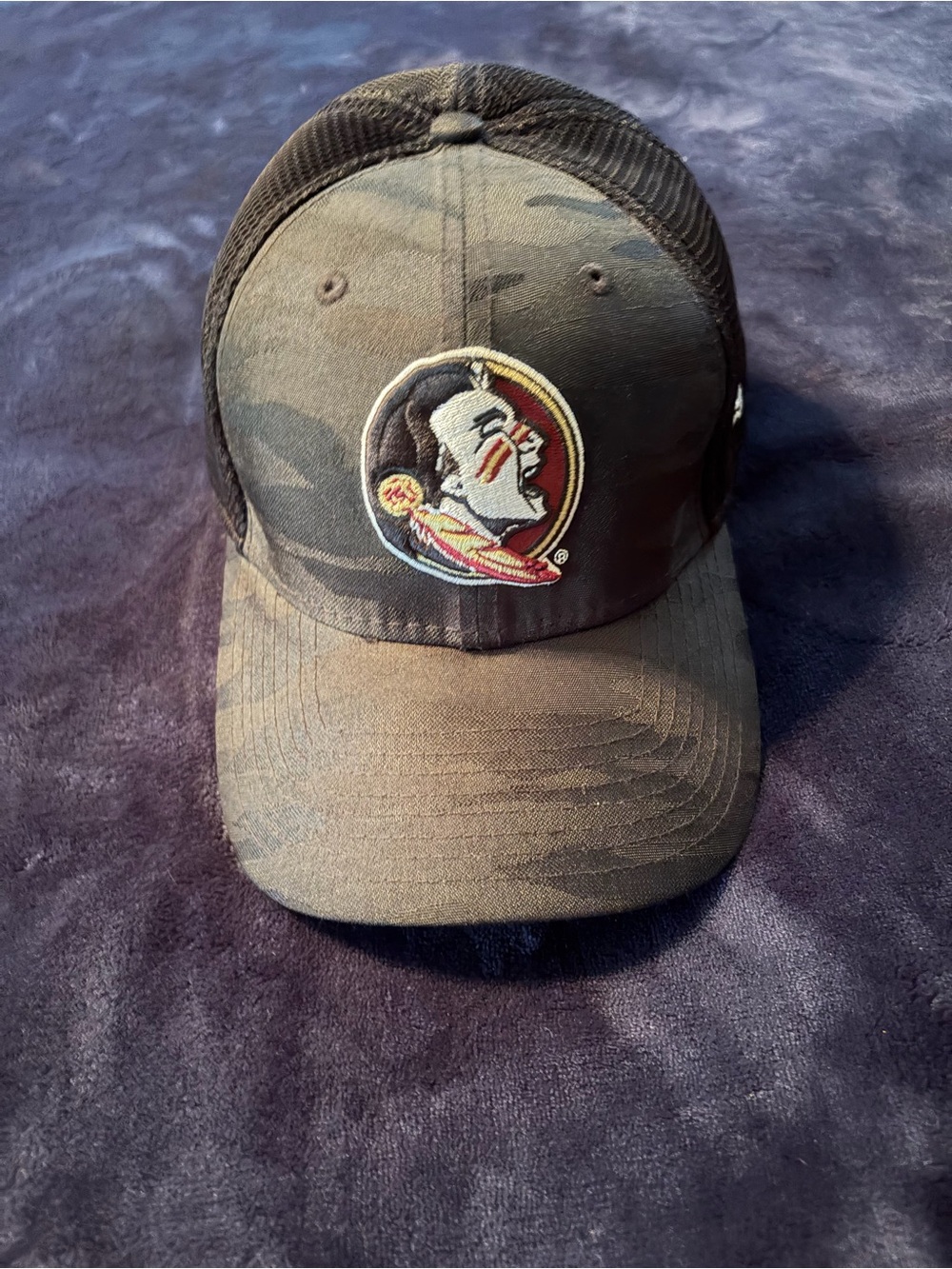 Florida State Seminoles FSU New Era 39THIRTY Camo Mesh Flex Hat S/M